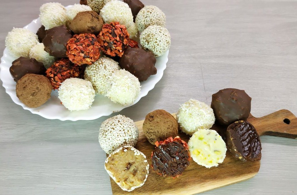 Фигурные шоколадные конфеты в поликарбонатных формах Martellato